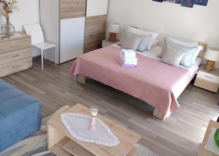 Bed & Breakfast Buzolic 1 Hvar *