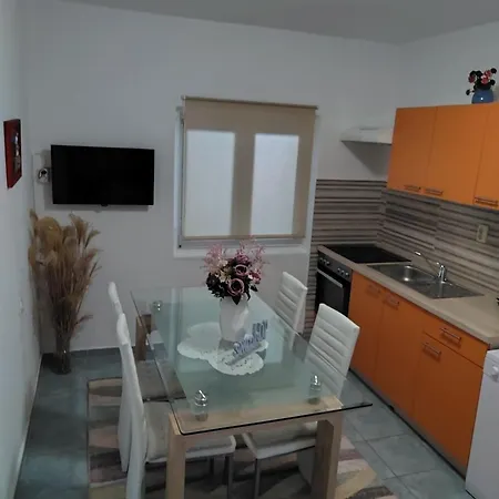 Buzolic 1 Hvar Bed & Breakfast